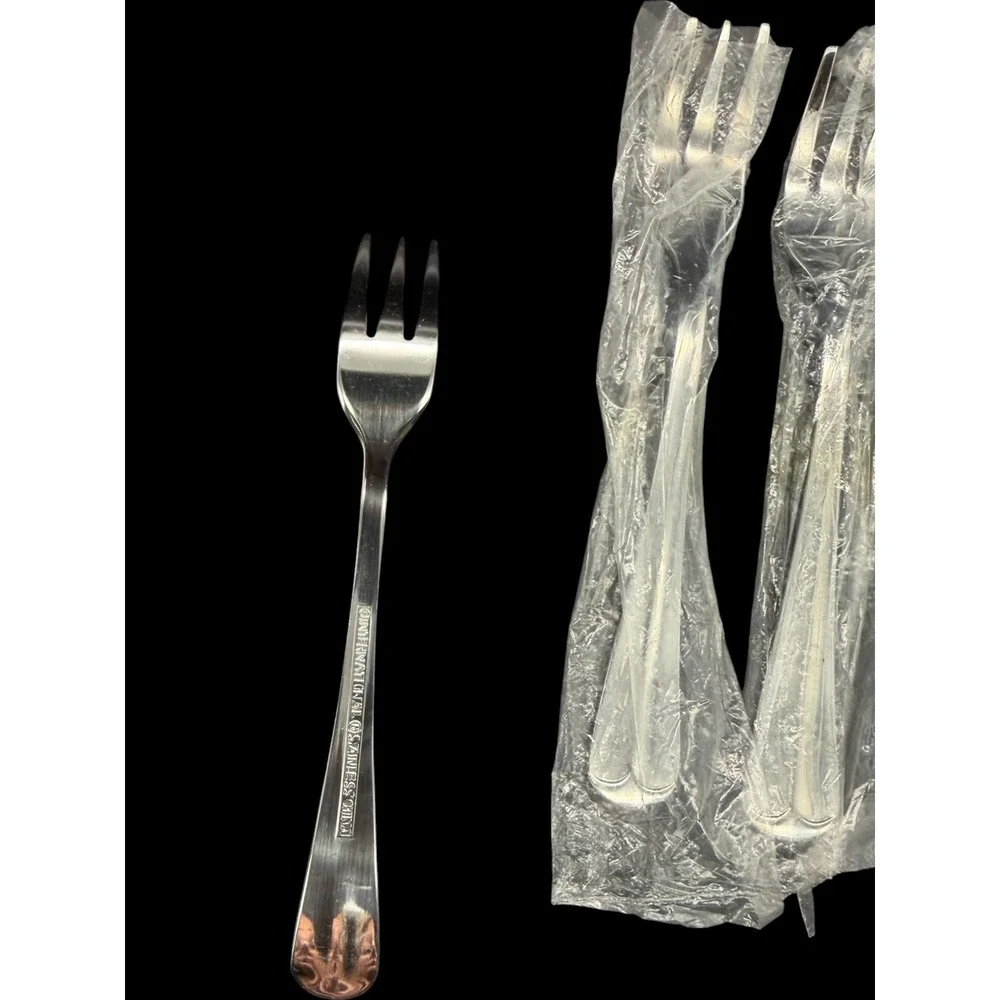 International Silver Stainless Cape Cod Seafood‎ Cocktail Forks 6 Double Scallop